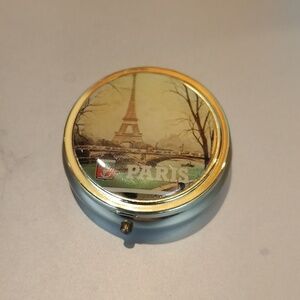 Paris Travel Pill Box